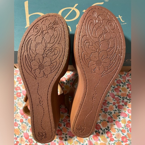 Born Concept B.O.C. Daria tan wedged clog - Picture 5 of 7